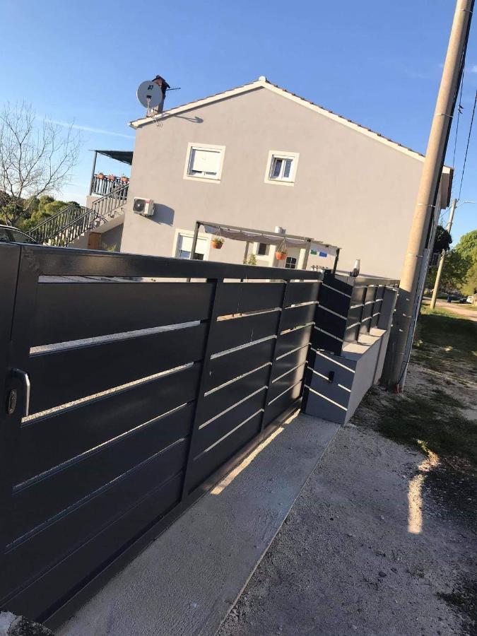 Apartmani Dokic Bale Extérieur photo